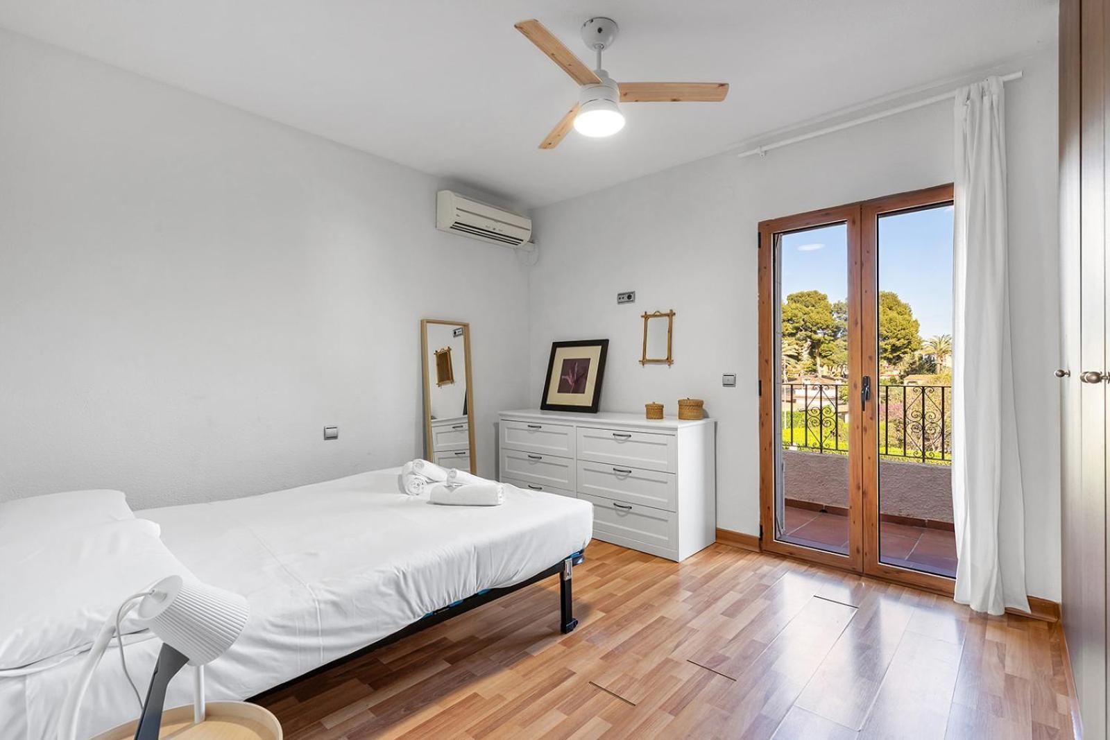 Amazing Bungalow With Ac And Private Pool - Reformado Febrero 2025 El Campello Exterior foto